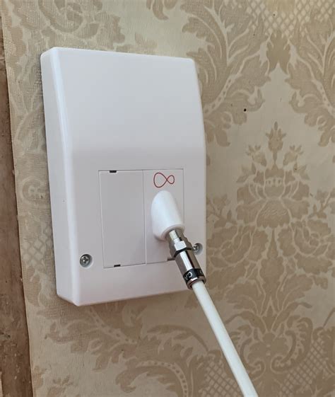 virgin media wall box phone socket